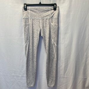 Athleta Salutation Pebble Beach Tight Small High Rise Yoga Leggings Gray Print